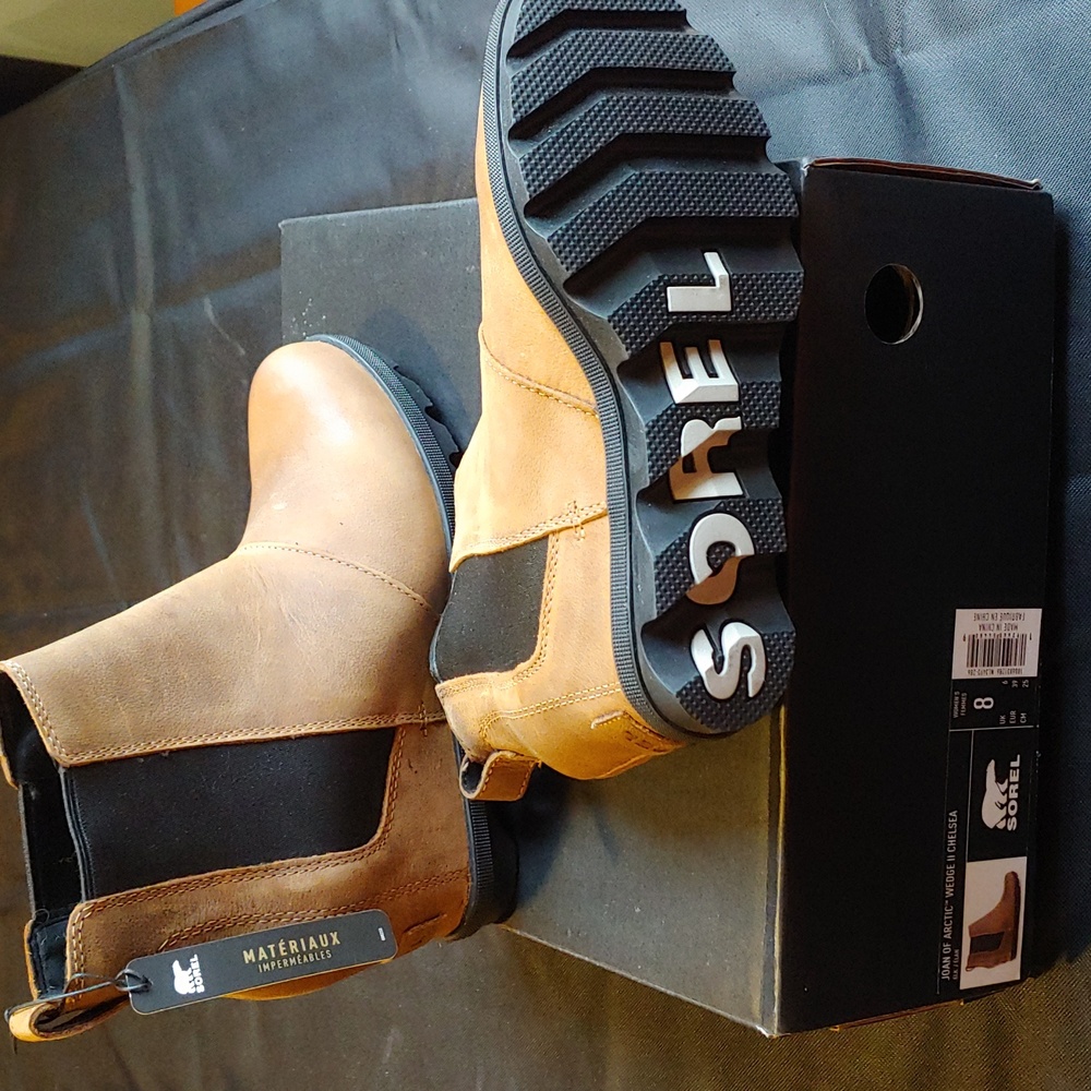 JOAN OF ARCTIC™ WEDGE II CHELSEA BOOTIE